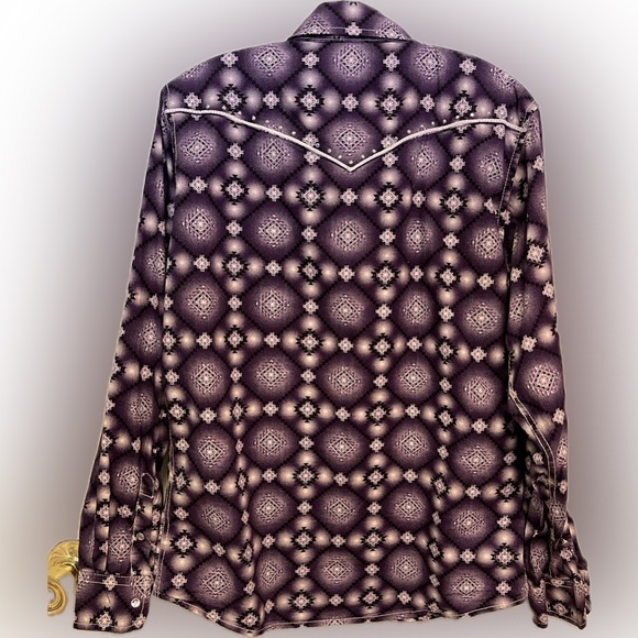 Cowgirl Hardware Purple Patterned Western Shirt - Picture 7 of 10